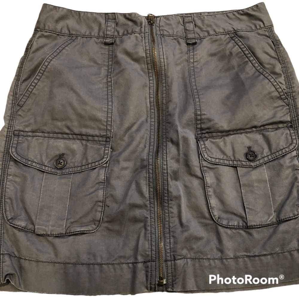 Ann Taylor Loft-miniskirt, full front zip-size 0-pre owned